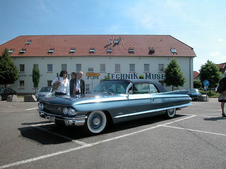 Speyer_250508_006.JPG - Präsentation der Cadillacs beim Technik Museum Speyer